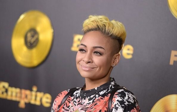 Raven Symone Net Worth 4ef63ce6a4fa43368b4210b06546b900